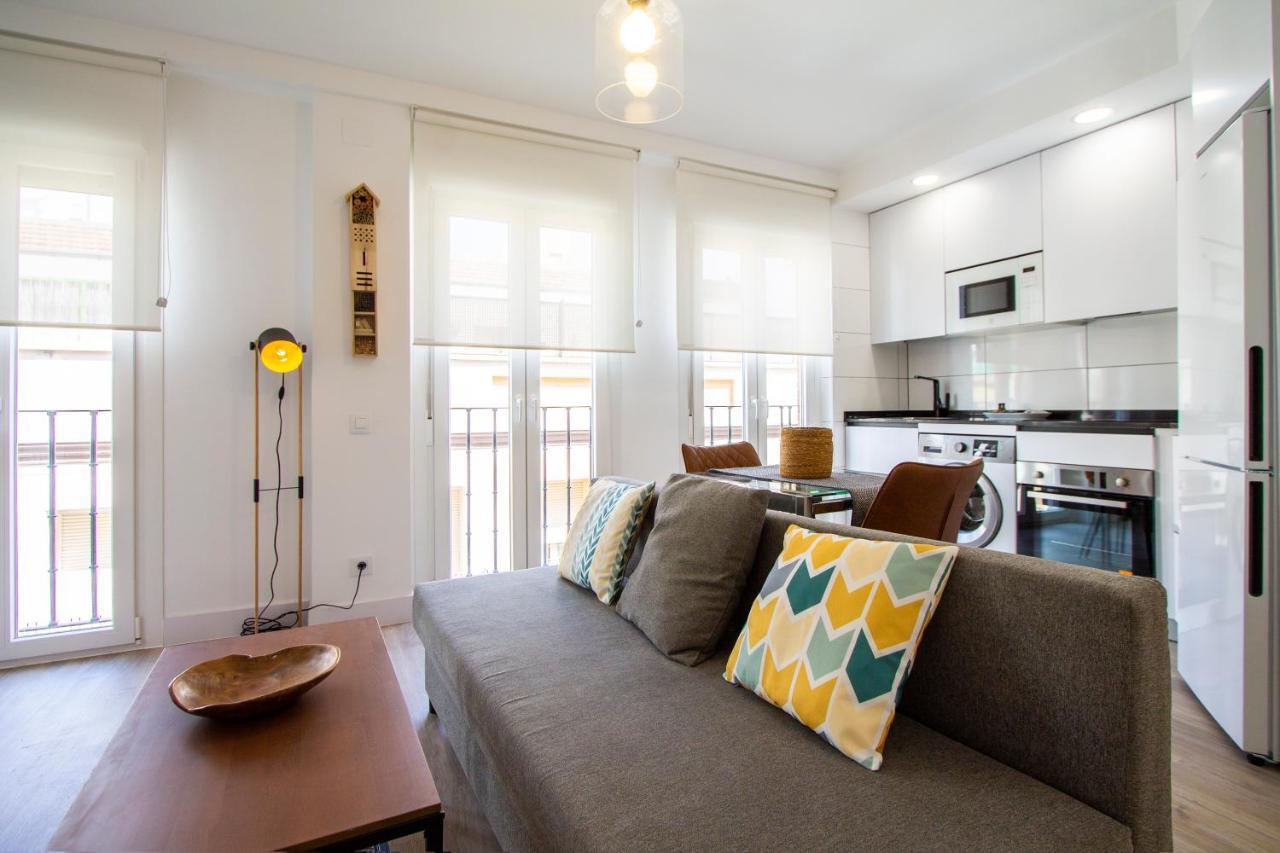 Apartamentos Cuatro Caminos Madrid Dış mekan fotoğraf