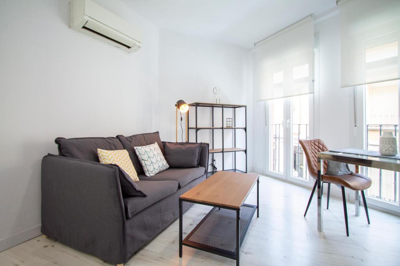 Apartamentos Cuatro Caminos Madrid Dış mekan fotoğraf
