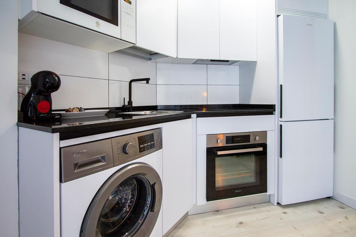 Apartamentos Cuatro Caminos Madrid Dış mekan fotoğraf