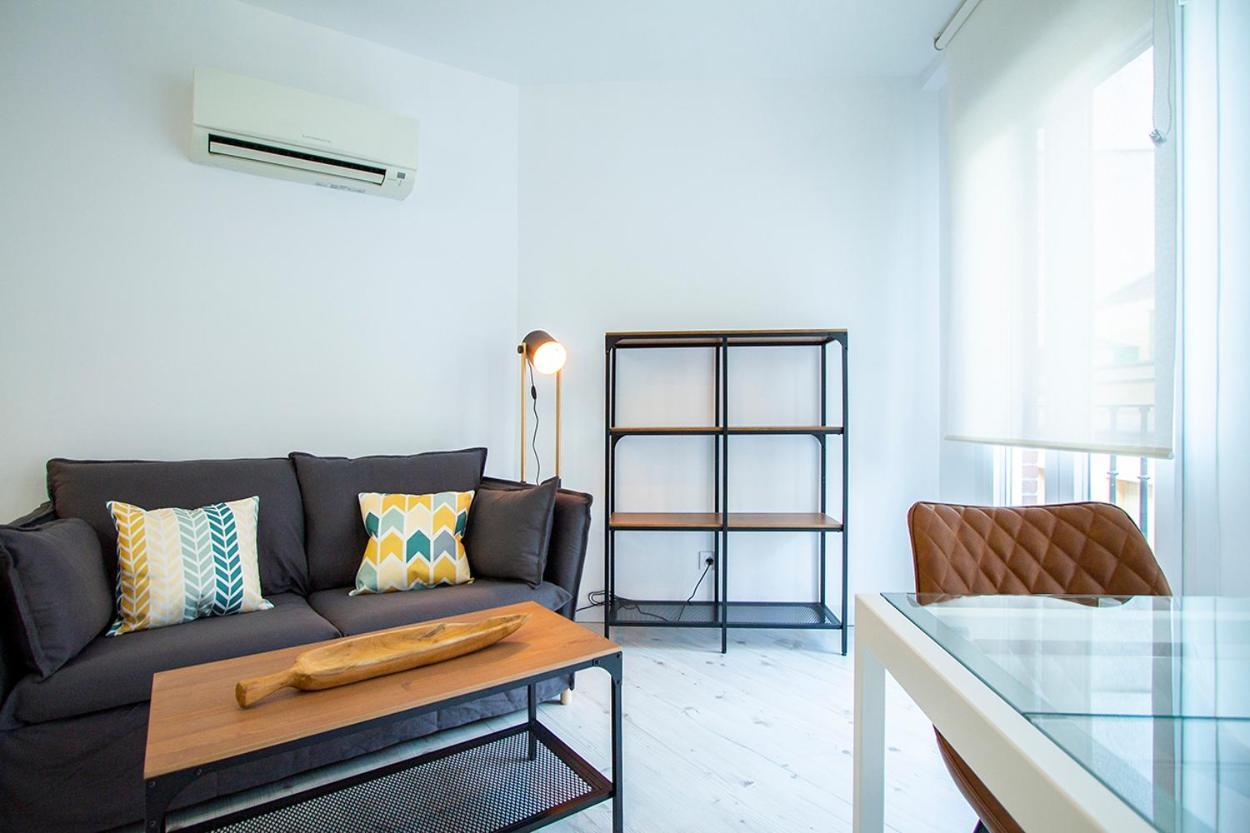 Apartamentos Cuatro Caminos Madrid Dış mekan fotoğraf