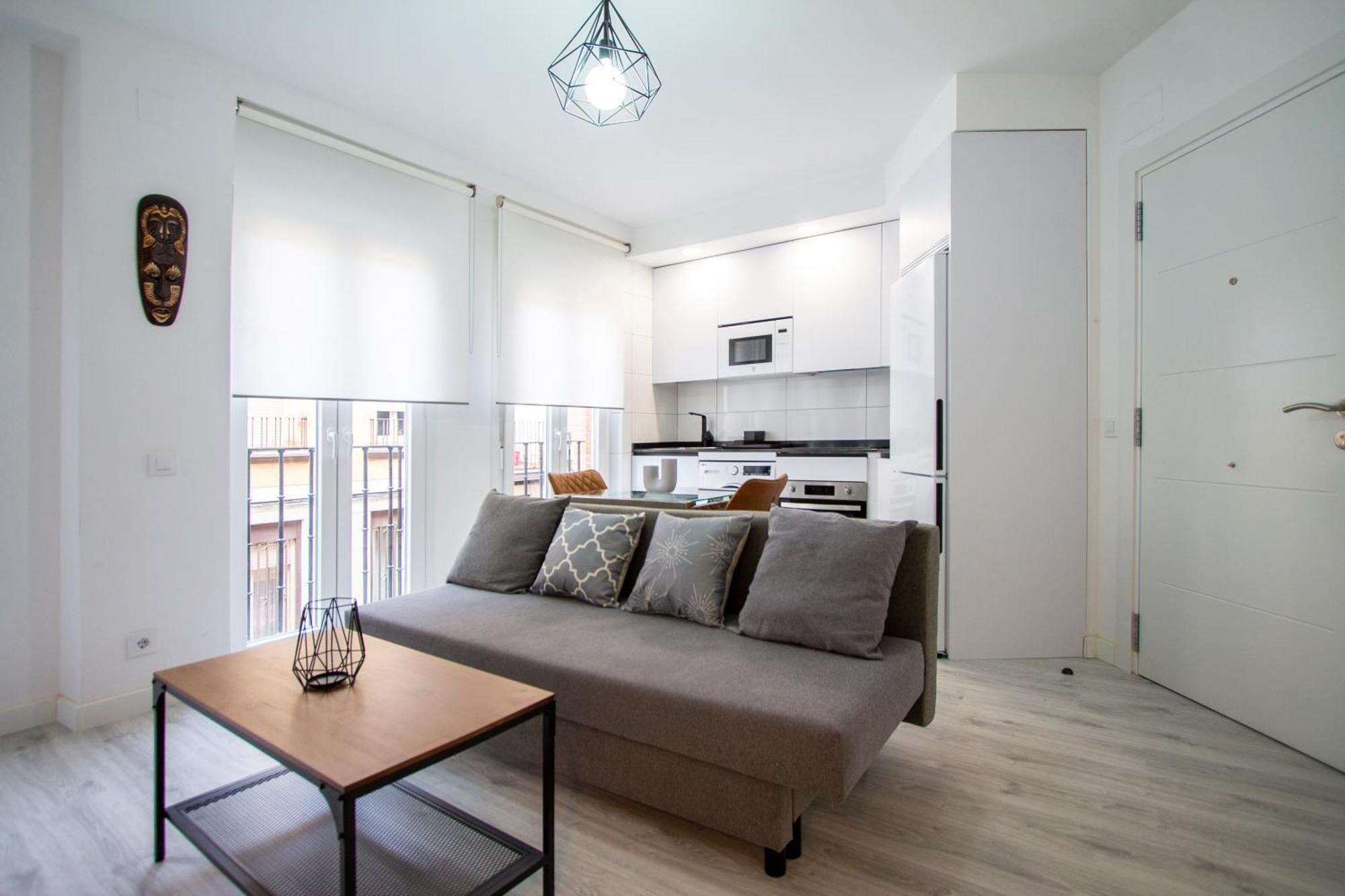 Apartamentos Cuatro Caminos Madrid Dış mekan fotoğraf